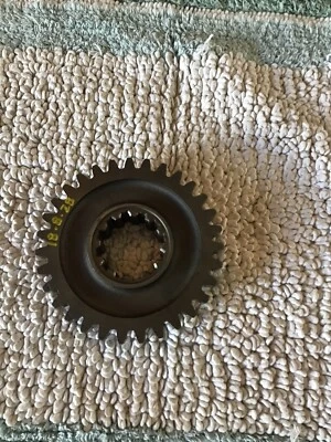 Caja de transferencia Jeep CJ Wagon Truck Dana 20 eje de salida de engranaje deslizante de bajo alcance  Foto 1 de 4