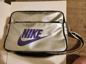 Nike Silver and Purple medium Gym Duffle bag RN 56323 - Picture 1 of 12