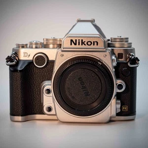 Nikon Df Silver Camera Body Only- Low Shutter Count:10,783 - Picture 1 of 24