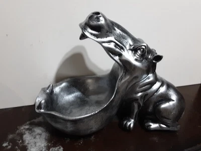 INTERESTING HARD RESIN OPEN MOUTH HIPPOPOTAMUS BAR SOAP OR SPONGE HOLDER OR? - Image 1 of 4