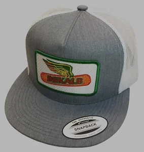 DEKALB SEED Patch on Yupoong 6006 Classic Trucker Hat Snapback Heather/White - Picture 1 of 9