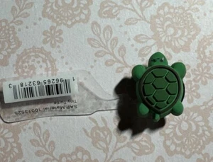 Crocs Jibbitz Tiny Turtle - Picture 1 of 1