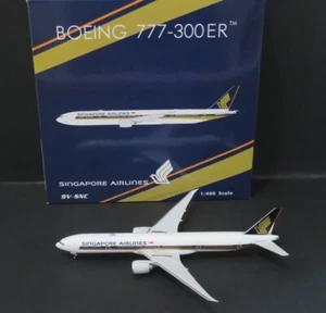 Phoenix Models. Singapore  Boeing B777-300ER.  9V-SNC. 1:400 Scale. Brand New - Picture 1 of 9