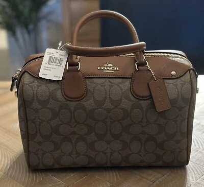 蔻驰签名贝内特挎包-卡其色/马鞍 — 第 1/4 张图片