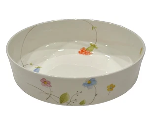 Mikasa 'Just Flowers' 9 inch Vegetable Bowl Bone China A4-182 Vintage - Picture 1 of 5