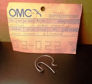 OMC EVINRUDE JOHNSON P/N 321054 / 0321054 OEM SPRING CLIP NOS - Picture 1 of 2