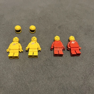 Lego Minifigures 4 Pezzi Vintage Spazio Anni 80 - Immagine 1 di 2