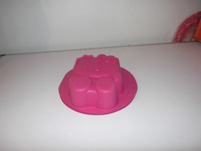 Tupperware Silikonbachform Backen Backform Hello Kitty (53) - Bild 1 von 2
