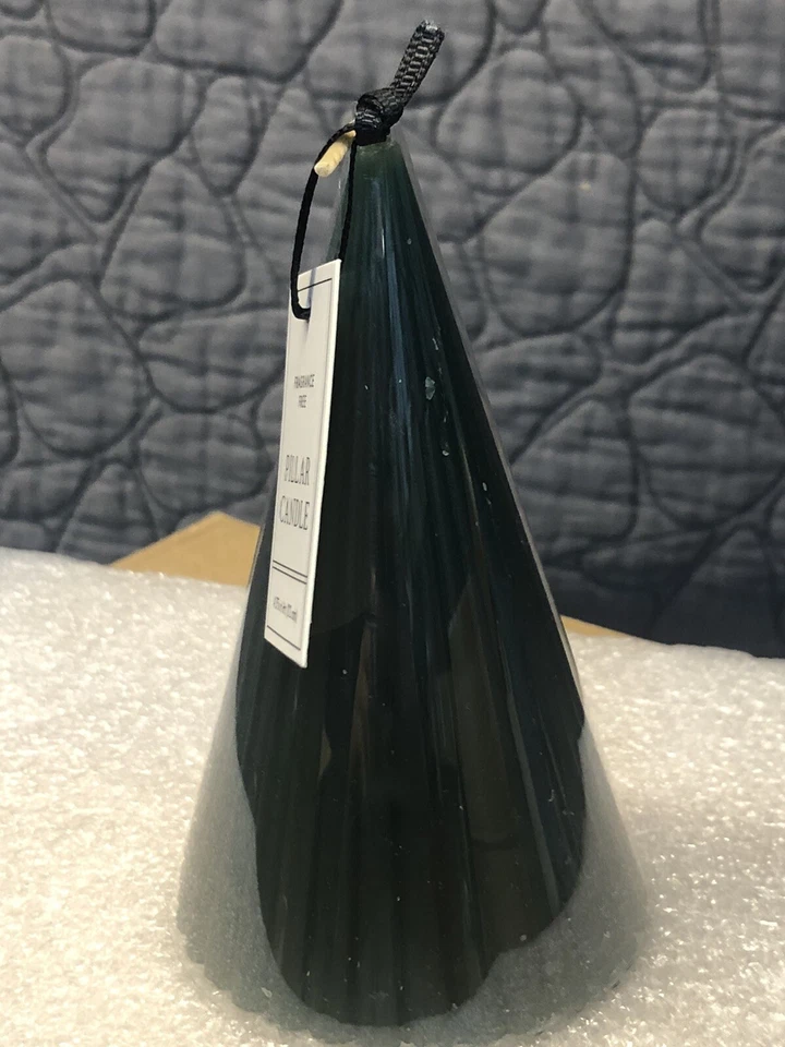 Vela de árbol de Navidad acanalada verde - cono 4 3/4" - bandeja de nivel - ¡¡ENVÍO GRATUITO!!! Foto 1 de 1