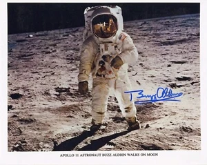 BUZZ ALDRIN *Space,  Autogramm/Autograph 10x15 cm Photo,  PORTOFREI - Bild 1 von 1