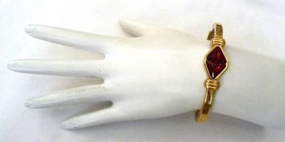 PULSERA BRAZALETE VINTAGE CON BISAGRAS PLACA DE ORO CRISTAL ROJO RUBÍ TALLADO SWAROVSKI Foto 1 de 4