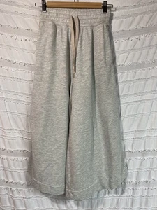 G Label By Goop Sweatpants Culotte Gray Wide Leg Crop Size XS Comfy - Picture 1 of 8
