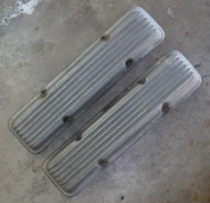 Vintage MOON sbc Chevy V8 VALVE COVERS Finned Aluminum Hot Rod Custom Holmes old - Picture 1 of 17