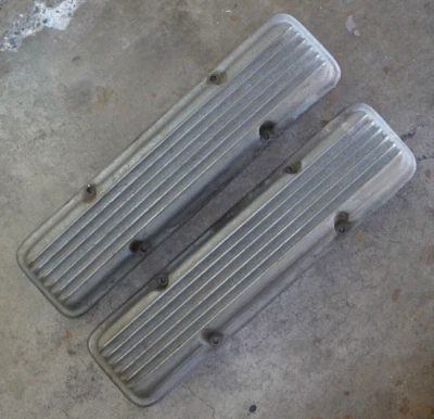 Vintage MOON sbc Chevy V8 VALVE COVERS Finned Aluminum Hot Rod Custom Holmes old - Image 1 of 4