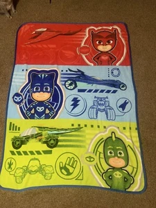 Manta para niños PJ Masks "That's My Ride" súper suave 45” x 60" - Imagen 1 de 9