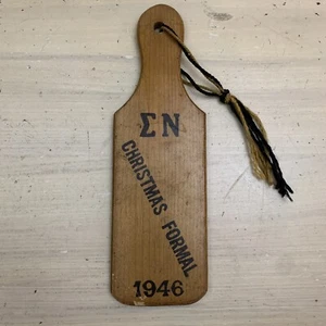 SIGMA NU: De colección 1946 Navidad Formal Columbia College Nueva York Wood Pledge Paddle - Imagen 1 de 11