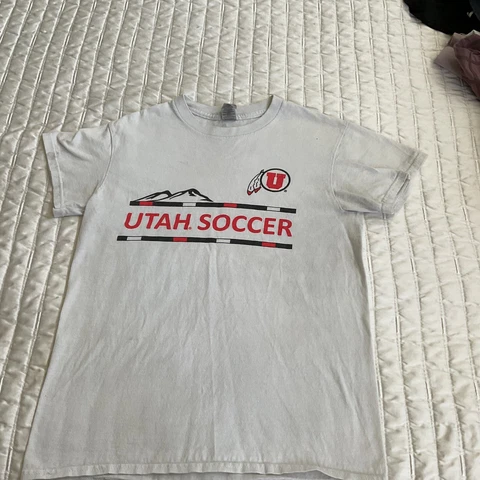 Utah Utes Girls T Shirt Large Black Soccer Gildan Short Sleeve Logo Cotton Cover