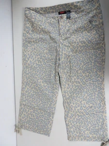 DKNY Active Cotton Stretch Capri Cargo Cheetah Print Pants 14 NWOT - Picture 1 of 7