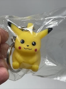 Pokemon Manga Anime PIKACHU Keychain Sasco Inc 2" NOS Sealed - Picture 1 of 4