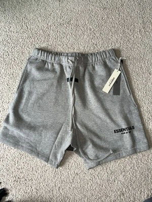 Pantalones Cortos Talla Mediana M - Fear of God Essentials SS22 Gris Avena Oscuro Nuevos Foto 1 de 4