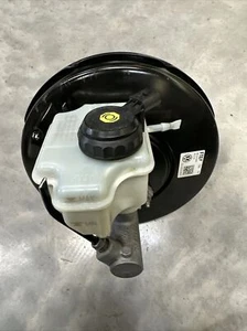2016-19 VOLKSWAGEN PASSAT BRAKE MASTER CYLINDER BOOSTER RESERVOIR OEM  🔥🚙 - Picture 1 of 4