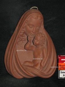 +# A013188_04 Goebel Archiv Terrakotta Prischel Wandbild Madonna mit Kind Pri202 - Picture 1 of 1