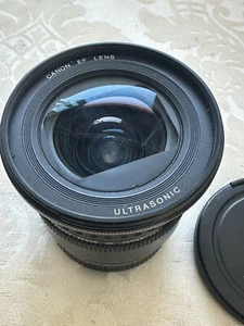 Canon EF 20-35mm f/3.5-4.5 USM Lens FREE SHIPPING - Picture 1 of 14