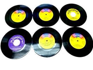 VINTAGE 7" DISNEYLAND 45 RPM RECORD ALBUM LOT (6) MICKEY WINNIE CINDERELLA ZORRO - Picture 1 of 2