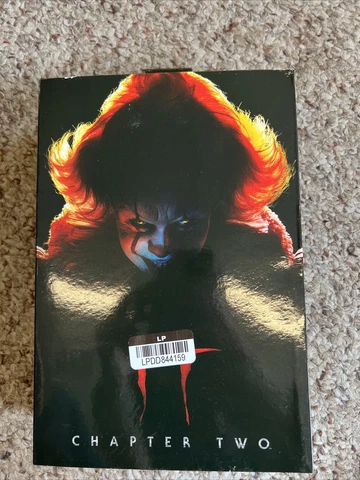 NECA Toys IT Chapter 2 Movie Ultimate 7” Pennywise Horror Clown Figure Cover
