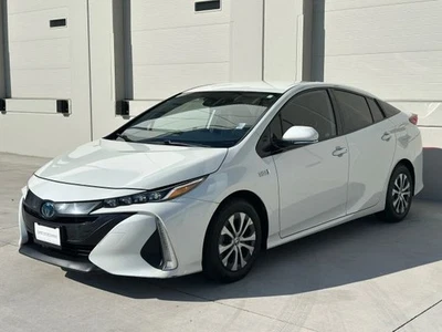 Toyota Prius Prime LE 2020 hatchback 4P Foto 1 de 4