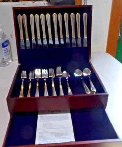 HAMPTON SILVERSMITHS Stainless Flatware HSV165 GOLD ACCENT for 12 + Chest - Picture 1 of 19