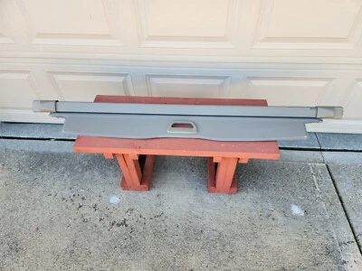 VOLVO 2001-2007 XC70 OEM Beige/Tan Cargo Cover Excellent Condition Foto 1 de 2