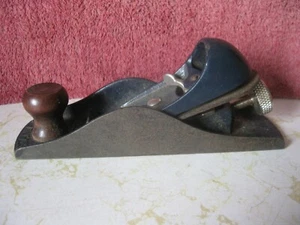 VINTAGE STANLEY BLOCK PLANER NO. 220 BASE 7" MADE IN THE U.S.A. - Picture 1 of 7