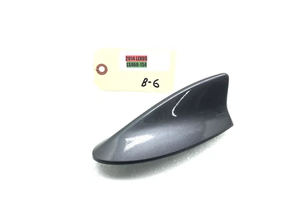 Antena aleta de tiburón Lexus LS460 2013-2017 OEM. Foto 1 de 4