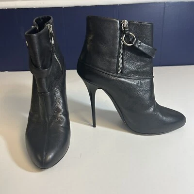 Giuseppe Zanotti 黑色皮革短靴 39 码 — 第 1/4 张图片