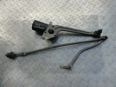 Ford Granada mk2 - MOTOR LIMPIAPARABRISAS CON ACOPLAMIENTO DELANTERO Foto 1 de 4