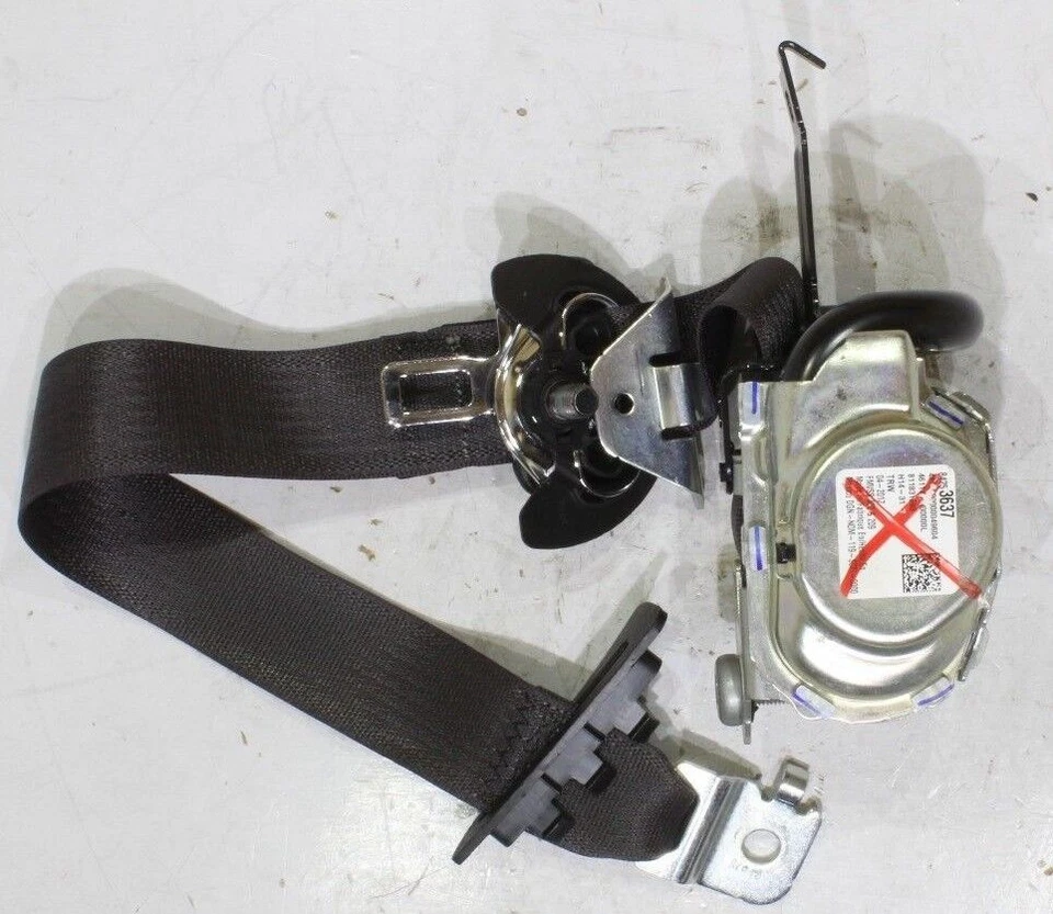 2015 2016 CHEVROLET SILVERADO SIERRA HD 2500/3500 BLACK SEAT BELT LEFT FRONT OEM — 第 1/2 张图片