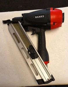 Clavadora de marcos Banks 30-34° cabeza completa o recortada modelo 64139 usada - Imagen 1 de 4