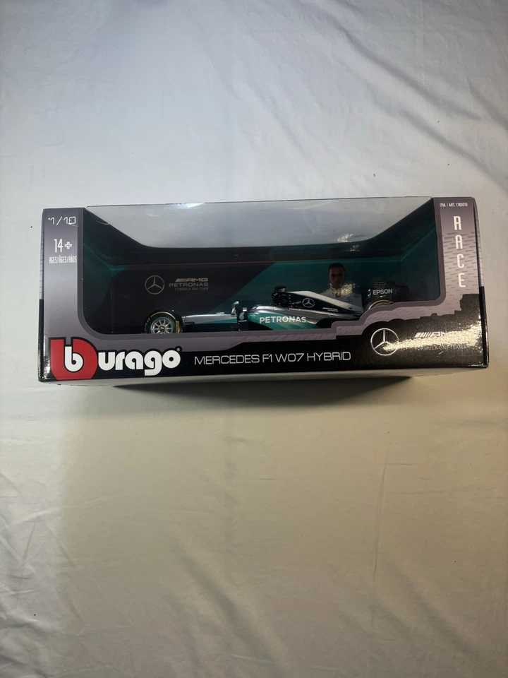 Burago escala 1:18 Lewis Hamilton Mercedes F1 W07 híbrido Foto 1 de 4