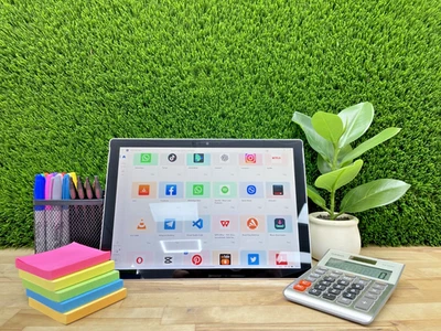 Microsoft Surface Pro 6 Intel i5-8th Gen 1.70GHz 8GB RAM 128GB SSD Windows 11 P* - Image 1 of 4