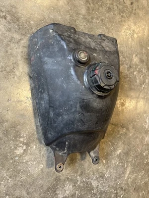 Tanque de gasolina Kawasaki Prairie 300 2000 Foto 1 de 4