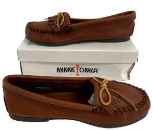 Minnetonka Women's Deerskin Camel Moccasins New in Box Size 12 - Picture 1 of 11