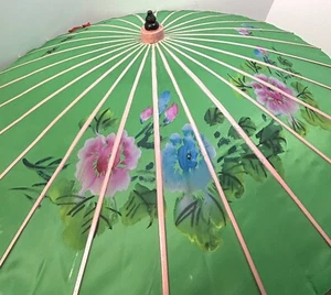 Vintage Chinese Hand Painted Rice Paper Bamboo Green Parasol Umbrella - Picture 1 of 10
