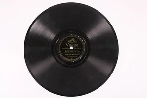 Glenn Miller & Orchestra Caribbean Clipper Blue Rain RCA Victor 78 Record - Picture 1 of 3