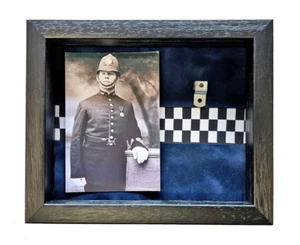 Police Medal Case With Photograph. For 1 Medal. Black Frame - Picture 1 of 5