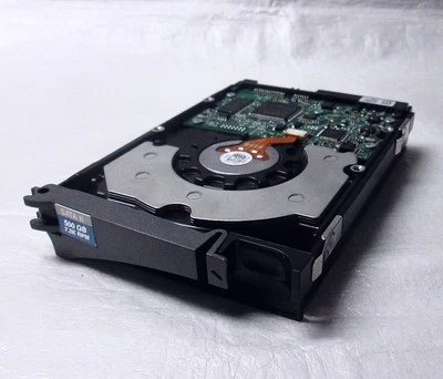 [ Lot of 6 ] EMC Centera 500GB SATA 3.5" HDD Hitachi HDS725050KLA360 DP/N 0MG528 - Image 1 of 4