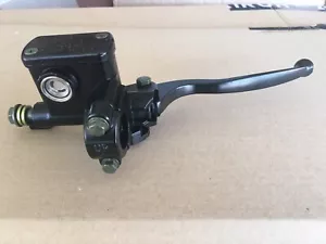 Pompa Freno Anteriore Nera Serbatoio Sensore STOP Pistone Ø13 UNIVERSALE Moto - Imagen 1 de 6