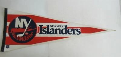 Vintage New York Islanders Felt Pennant NHL - Image 1 of 4