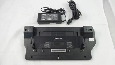 Toshiba Advanced Port Replicator III - VGA/USB/DVI/Ethernet (PA3314U-1PRP) Foto 1 de 2