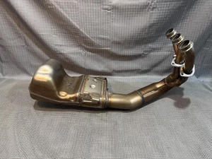 OEM Yamaha MT-09 Exhaust Assembly B7N-14710-10-00 - Picture 1 of 14
